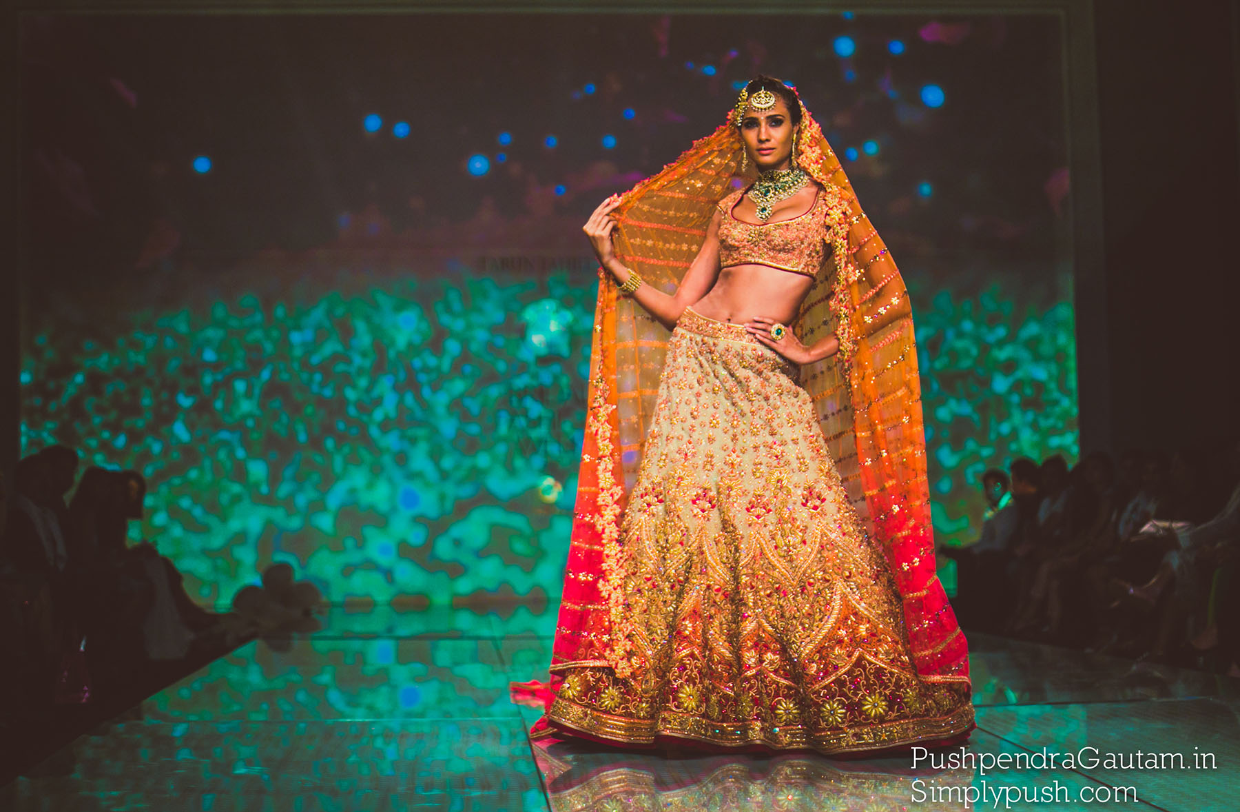 Tarun Tahiliani bridal delhi show
